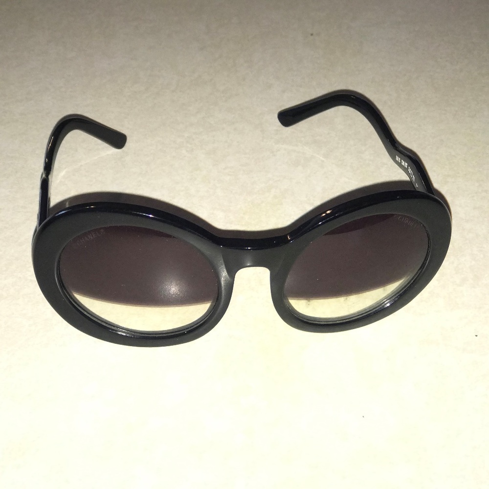 Black Round Half-Tint Sunglasses